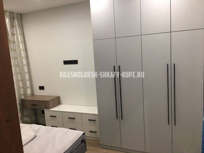 Распашные шкафы Красногорск